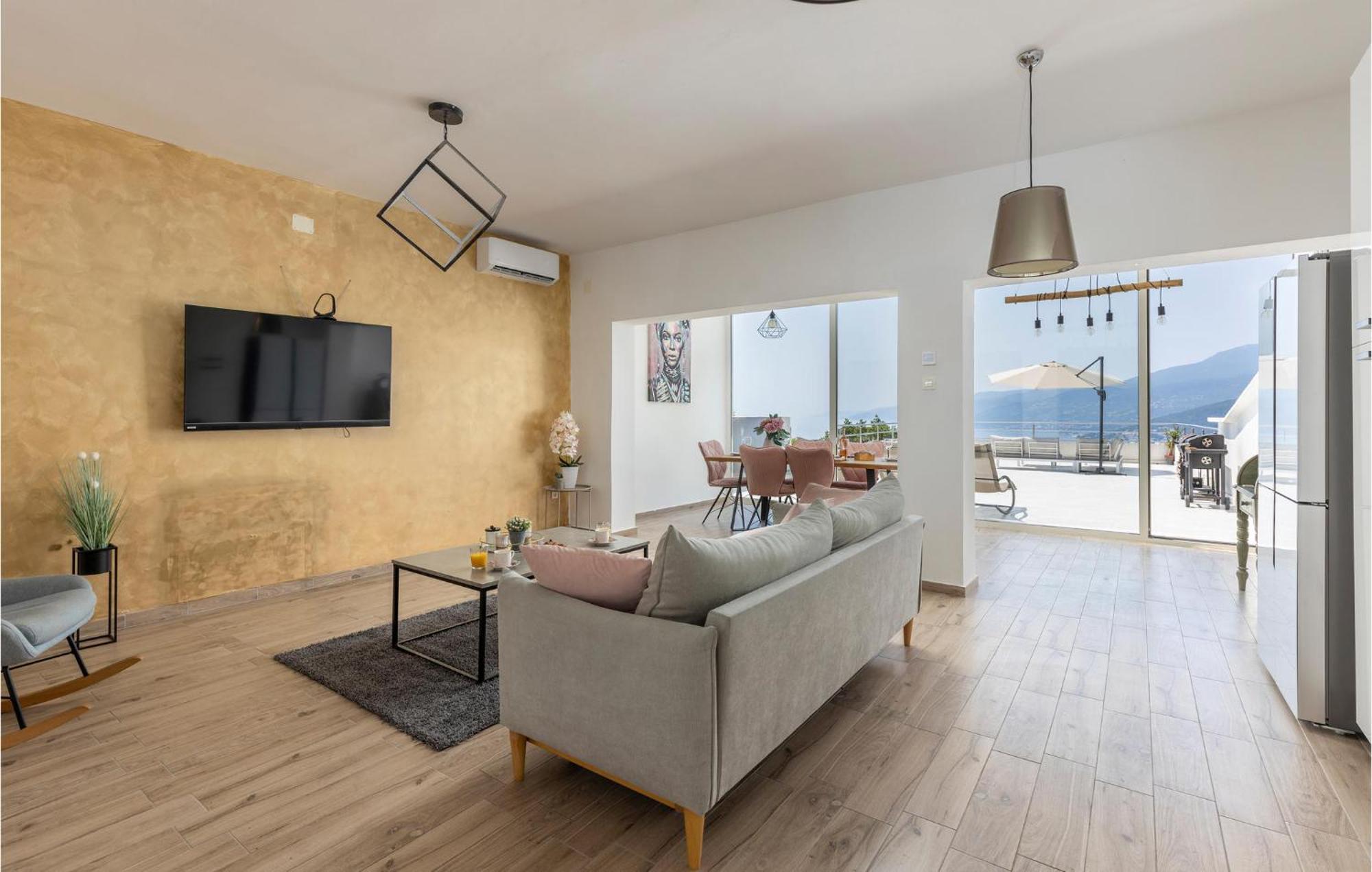 Amazing Apartment In Rijeka With Wifi Экстерьер фото