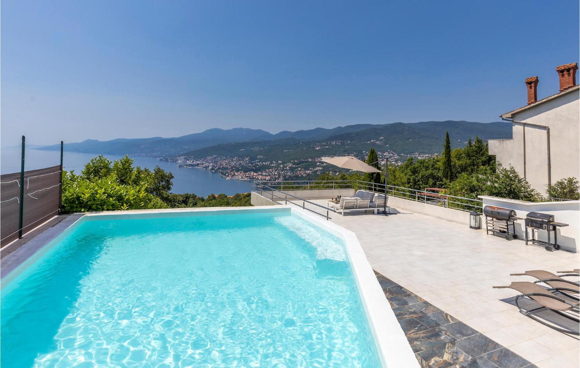 Amazing Apartment In Rijeka With Wifi Экстерьер фото